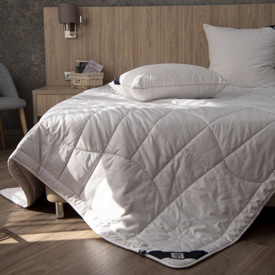 Одеяло верблюжий пух Camel Wool теплое Евро, 200*220 (±5) см