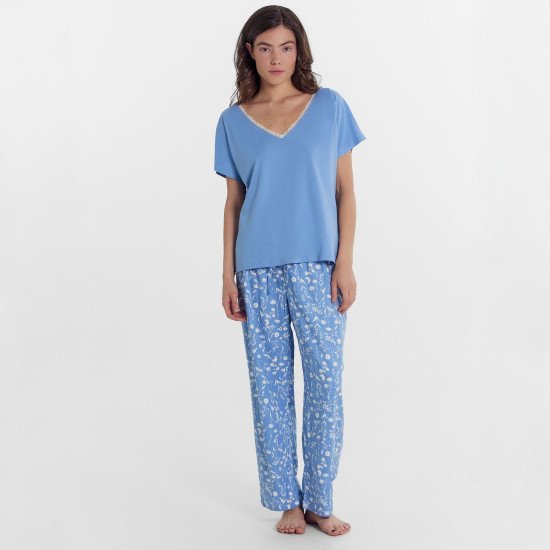 Комплект женский "Mark Formelle" футболка-бриджи светло-синий/голубые цветы 52 (2XL)