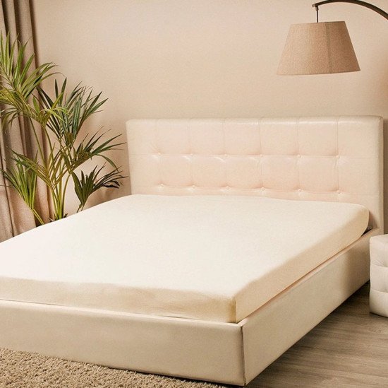 Простыня на резинке Трикотаж Tencel экрю 180*200 высота 30 см