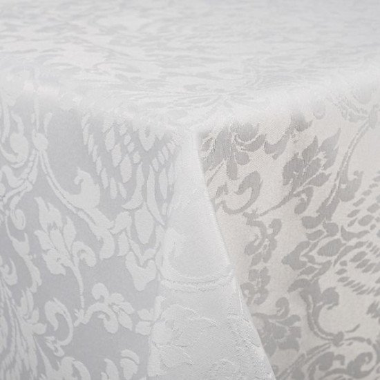 Скатерть "Моготекс" 150*150 см