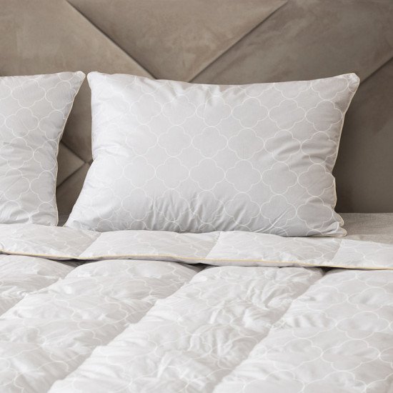 Подушка пухоперовая "Kariguz" Восток средняя 50*70 (±2) см