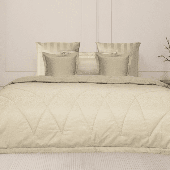 Покрывало  с наволочками Toscana 4088 айвори 240*260 см